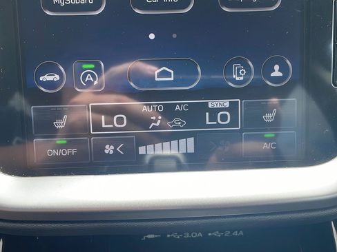 Used 2024 Subaru Outback Premium AWD/4WD image 22