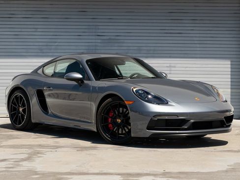 Certified 2025 Porsche 718 Cayman GTS RWD image 11