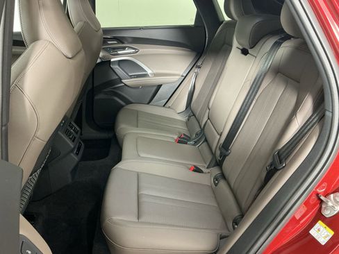 Used 2025 Audi Q5 Prestige image 21