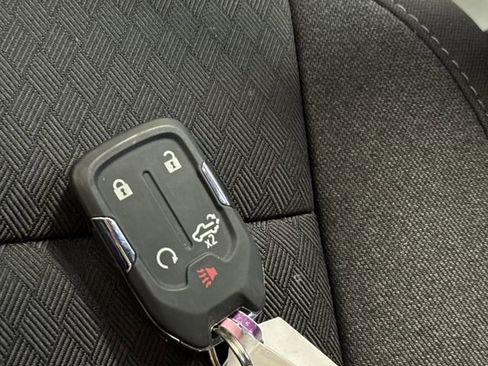 Used 2023 GMC Sierra 2500 SLE w/ Driver Alert Package I image 28