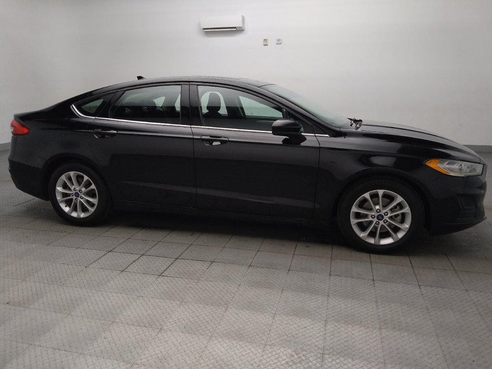 Used 2020 Ford Fusion SE FWD image 11