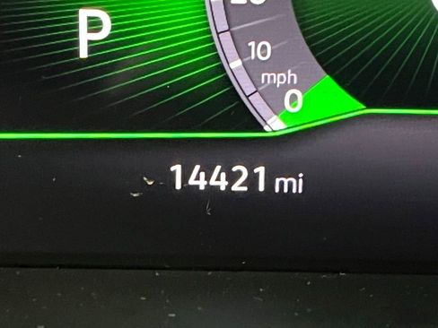 Certified 2024 Volkswagen Tiguan Wolfsburg Edition w/ Panoramic Sunroof Package image 23