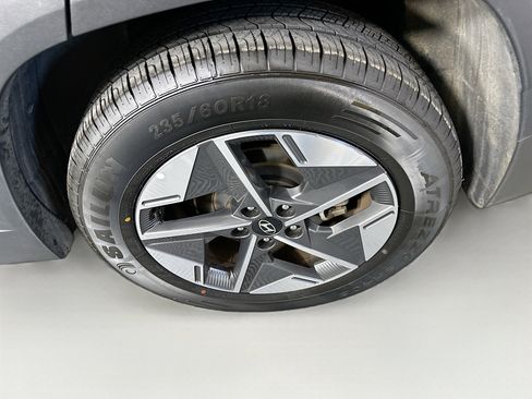 Used 2025 Hyundai Tucson SEL image 11