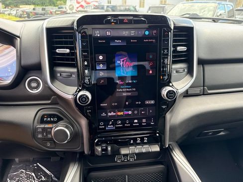 New 2026 RAM 1500 Big Horn AWD/4WD image 12