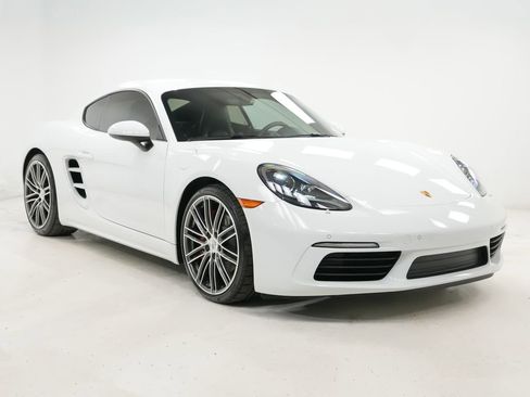 Used 2025 Porsche 718 Cayman S w/ Premium Package RWD image 8