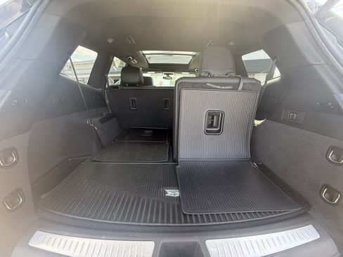 Used 2025 Cadillac XT6 Luxury w/ LPO, Floor Liner Package AWD/4WD image 35