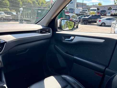 Used 2020 Ford Escape SEL AWD/4WD image 25