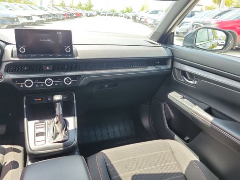 Used 2025 Honda CR-V Sport image 22