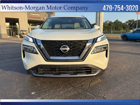 Used 2023 Nissan Rogue SL w/ SL Premium Package AWD/4WD image 2