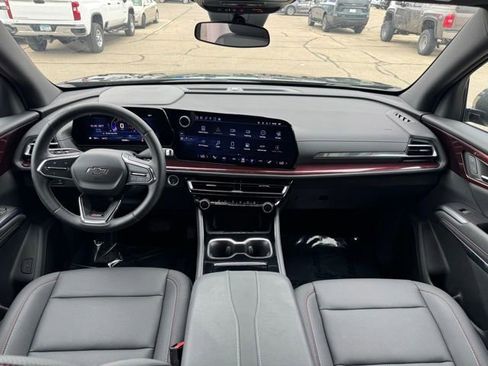 Used 2024 Chevrolet Traverse Z71 AWD/4WD image 10