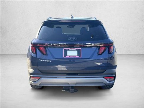 Certified 2025 Hyundai Tucson SEL image 8
