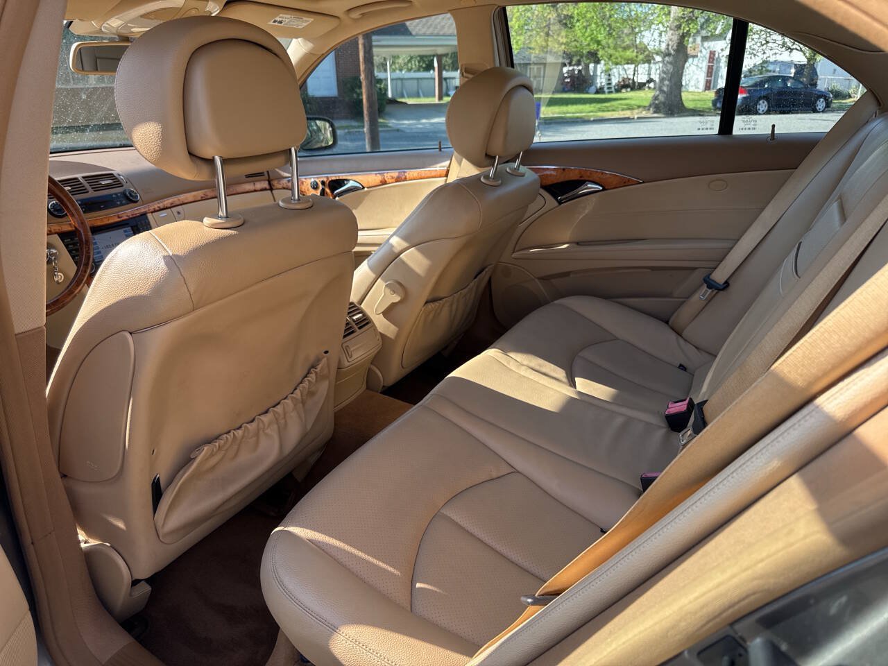 Used 2008 Mercedes-Benz E 350 4MATIC Sedan image 14