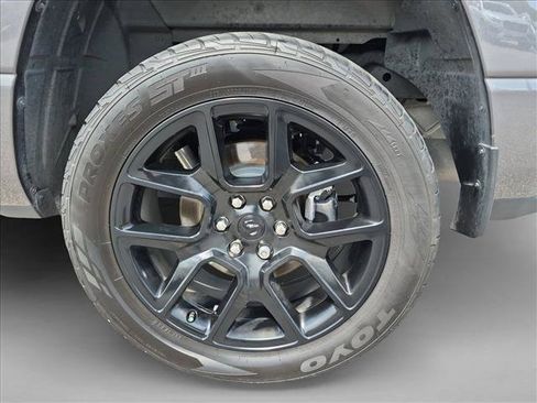 Used 2023 RAM 1500 Laramie AWD/4WD image 16