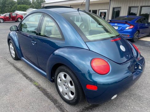 Used 2002 Volkswagen Beetle GLS FWD image 3