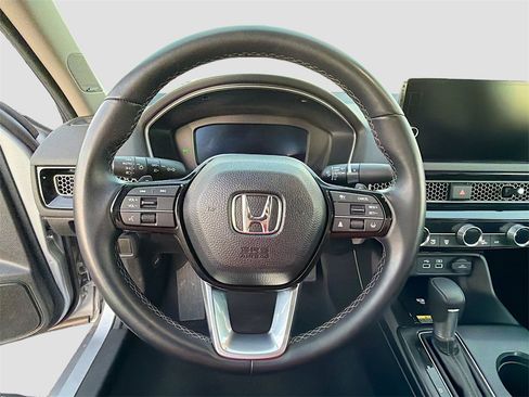 Used 2024 Honda Civic Touring image 11
