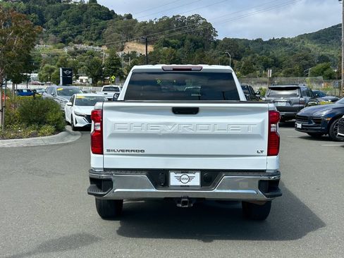 Used 2023 Chevrolet Silverado 1500 LT w/ Protection Package AWD/4WD image 4