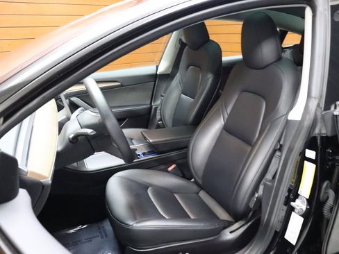 Used 2023 Tesla Model 3 Standard Range image 25