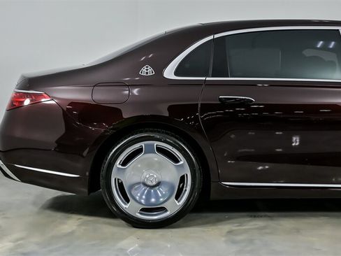 Used 2022 Mercedes-Benz Maybach S 580 4MATIC image 13