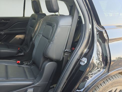 Used 2025 Lincoln Aviator Reserve w/ Jet Appearance Package RWD image 21