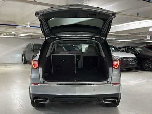 Used 2022 Acura MDX SH-AWD w/ Technology Package image 7
