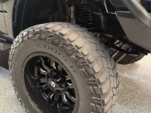 Used 2016 RAM 2500 Tradesman w/ Chrome Appearance Group image 4