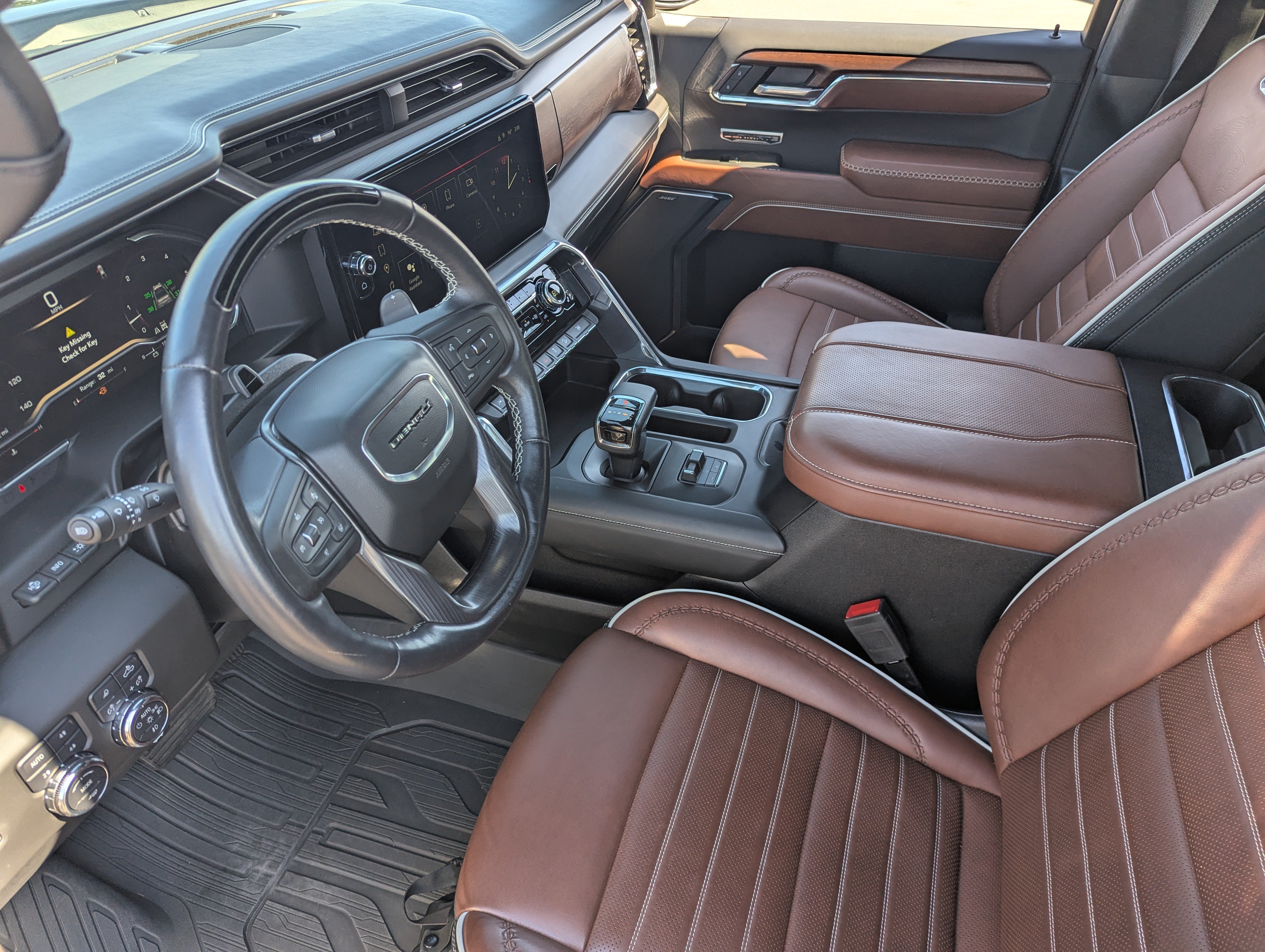 Used 2024 GMC Sierra 1500 Denali Ultimate AWD/4WD image 18