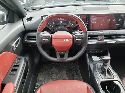 New 2026 Kia K4 GT-Line image 9