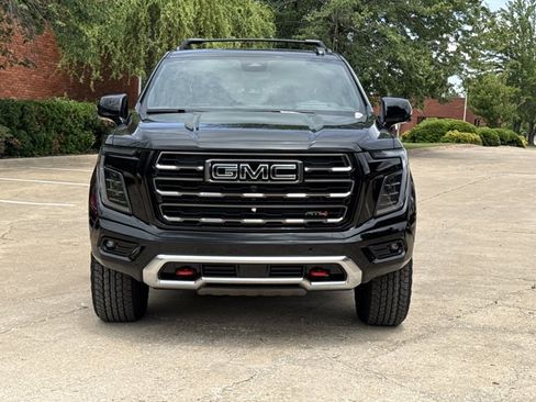 New 2026 GMC Yukon XL AT4 Ultimate w/ LPO, Floor Liner Package AWD/4WD image 16
