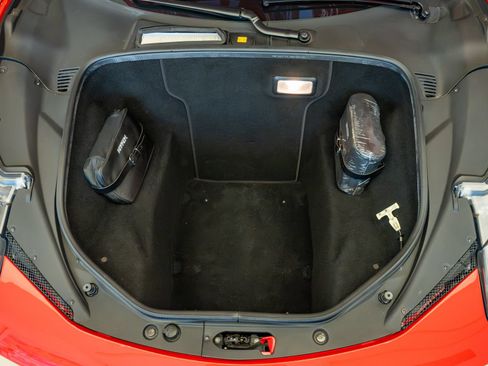 Used 2011 Ferrari 458 Italia Coupe RWD image 21