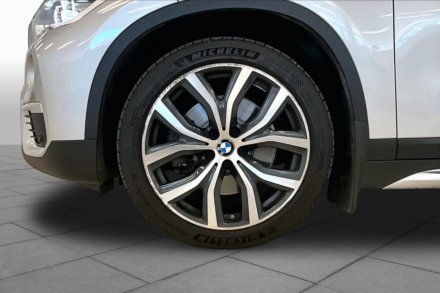 Used 2019 BMW X1 sDrive28i w/ Convenience Package FWD image 10