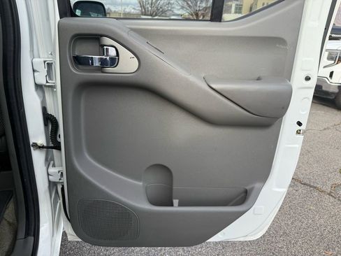 Used 2017 Nissan Frontier SV w/ SV Value Truck Package image 29