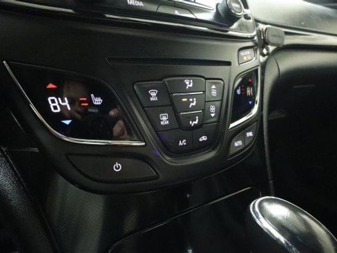 Used 2017 Buick Regal GS image 18