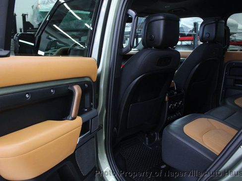 Used 2022 Land Rover Defender 110 X AWD/4WD image 32