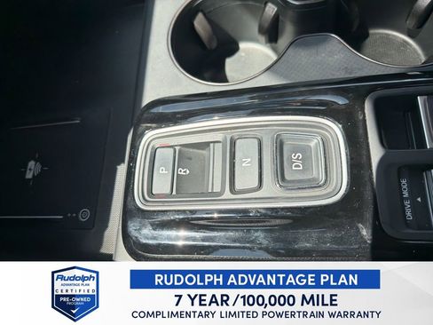 Used 2023 Honda Pilot EX-L image 3