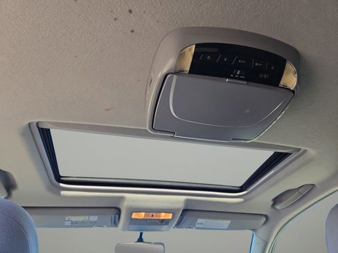 Used 2009 Toyota Highlander Sport image 18