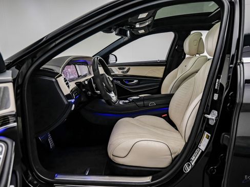 Used 2016 Mercedes-Benz S 63 AMG S 63 AMG 4MATIC image 40