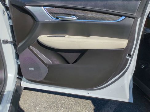 Certified 2021 Cadillac XT5 Sportv image 33