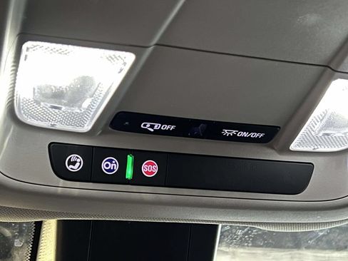 Used 2024 Chevrolet Equinox LT w/ LPO, Floor Liner Package FWD image 23