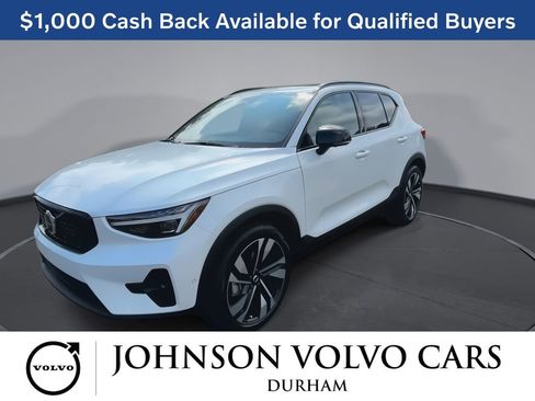 New 2026 Volvo XC40 B5 Ultra w/ Protection Package Premier AWD/4WD image 4