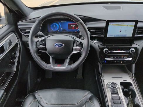 Certified 2021 Ford Explorer ST w/ Equipment Group 401A image 19