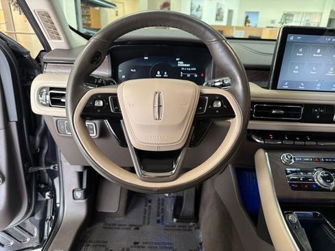 Used 2020 Lincoln Aviator Reserve w/ Elements Package Plus image 15