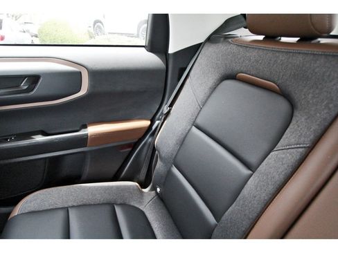 Used 2024 Ford Bronco Sport Outer Banks AWD/4WD image 11