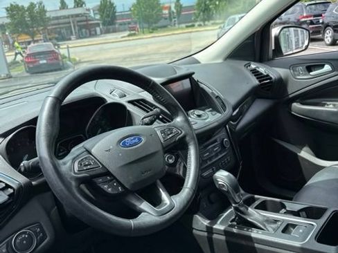 Used 2019 Ford Escape Titanium FWD image 20