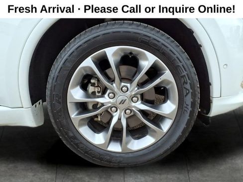 Used 2020 Dodge Durango R/T w/ Technology Group RWD image 9