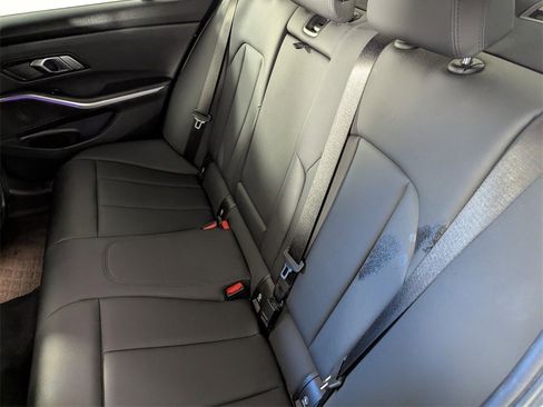 Used 2019 BMW 330i xDrive Sedan w/ Driving Assistance Package image 17