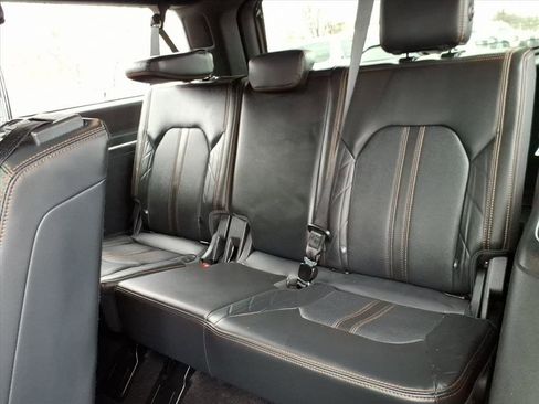 Used 2023 Ford Expedition Max Platinum image 13