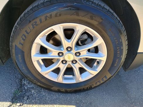 Used 2019 Chevrolet Equinox LT image 12