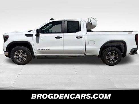 New 2026 GMC Sierra 1500 Pro AWD/4WD image 5