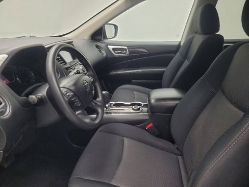 Used 2019 Nissan Pathfinder S image 17