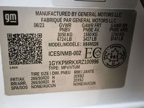 Used 2024 Cadillac Lyriq Tech RWD image 38